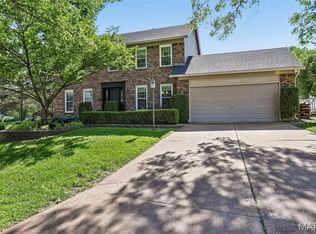 1419 Sawyers Trail Ct, Fenton, MO 63026
