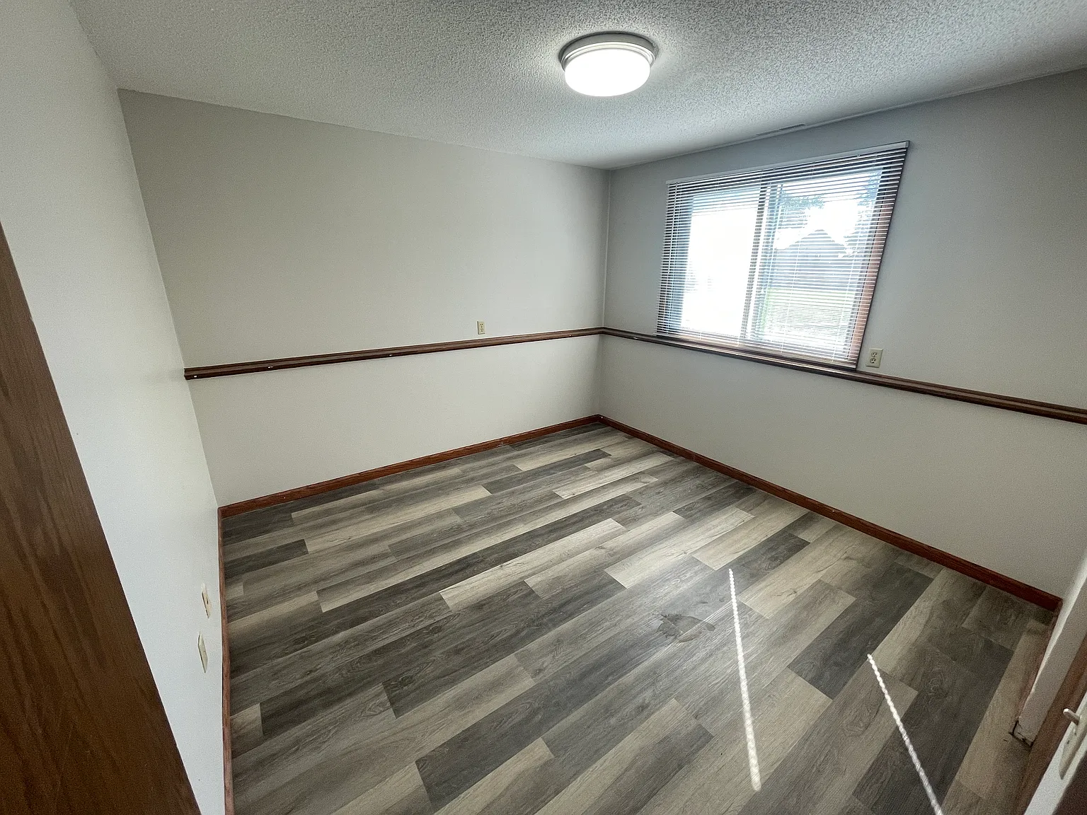 2 bed, 800 sqft, $1,245 — Photo 1