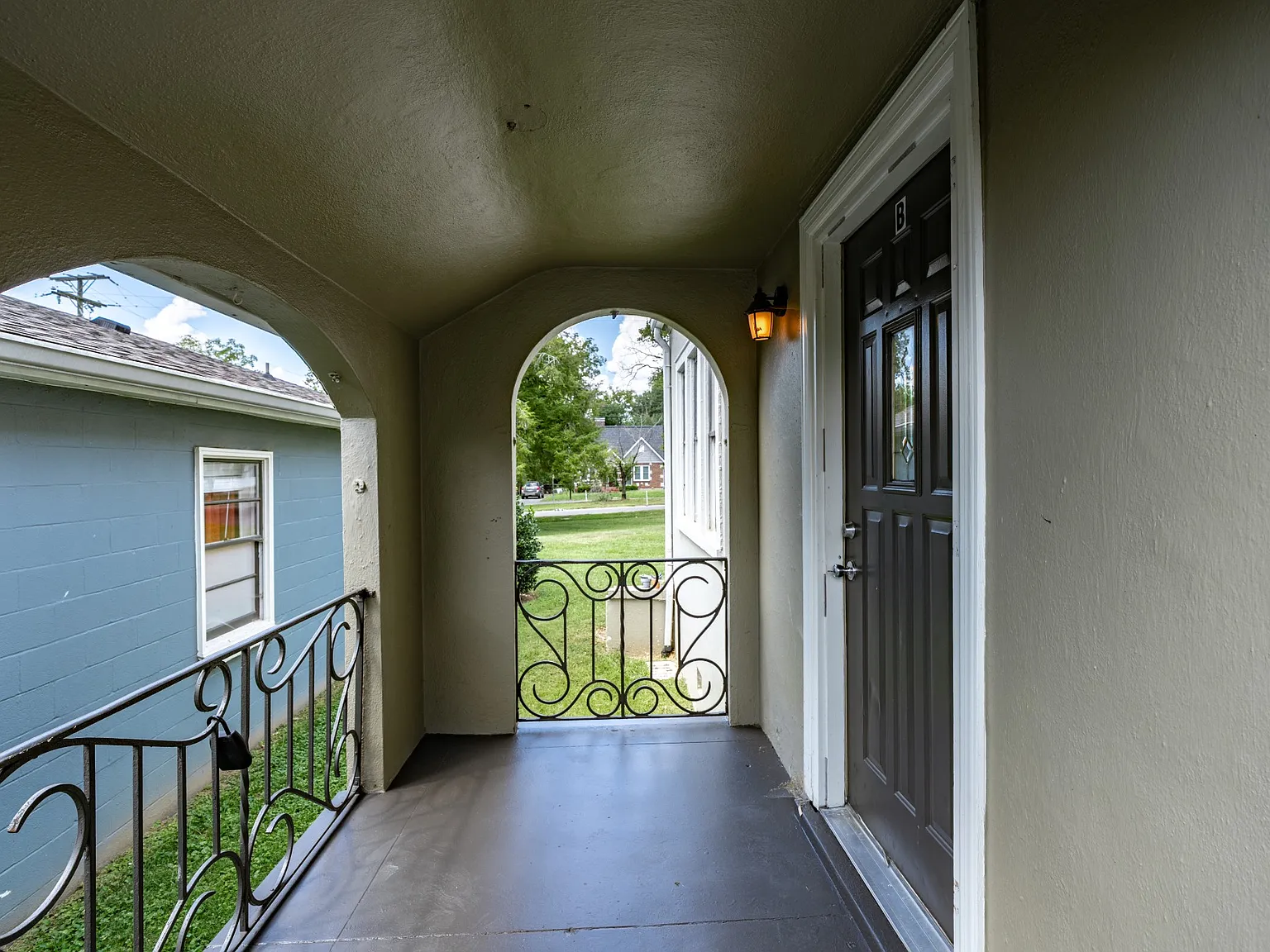 3 bed, 1692 sqft, $2,700 — Photo 3