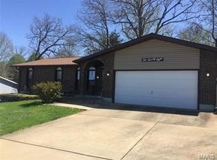 1028 Sunridge Trl, Pevely, MO 63070