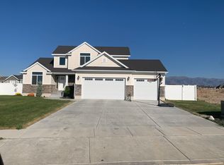 2226 N 3650 W, Clinton, UT 84015