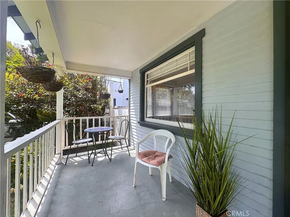 551 W Walnut Ave, Monrovia, CA 91016