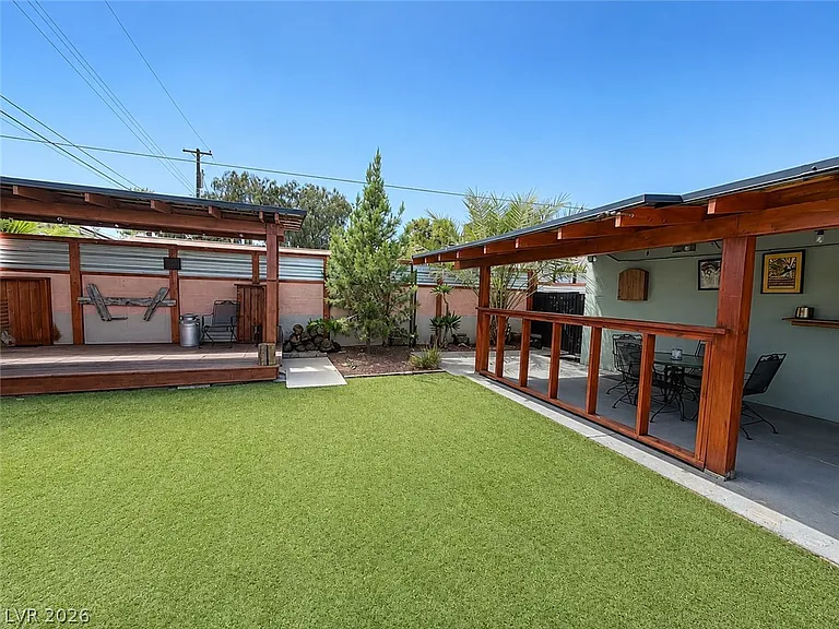 1816 Wengert Ave — Photo 37