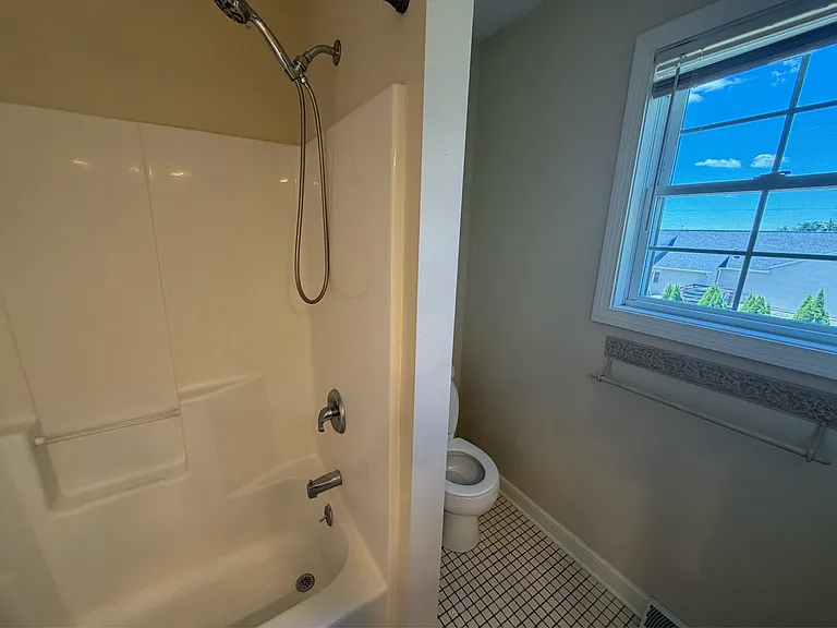 233 S Bayshore Dr — Photo 16