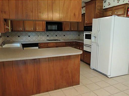 4th image of 1706 Austin Ave