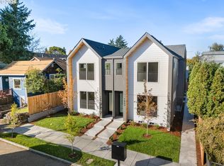 1865 SE Tacoma St #3, Portland, OR 97202