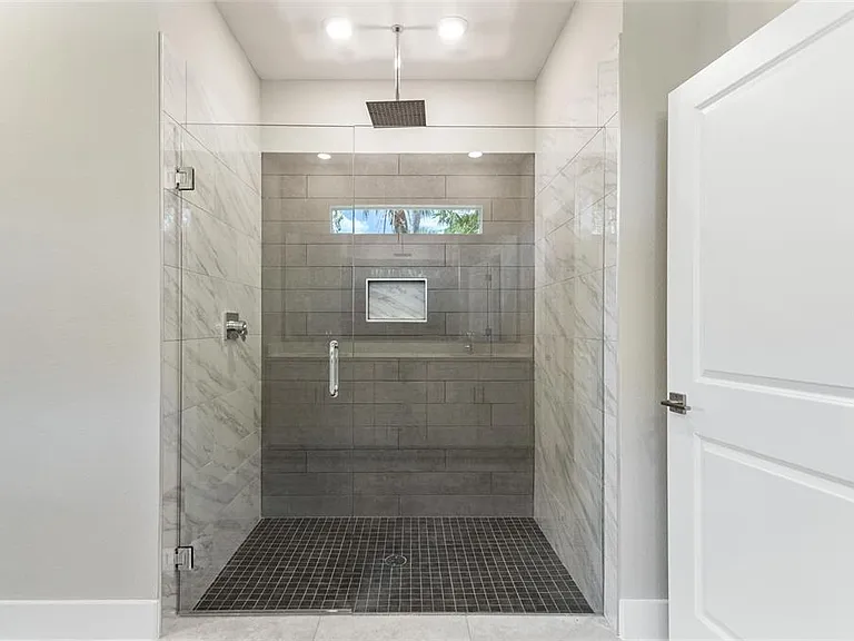 1288 Koltenborn Rd — Photo 30