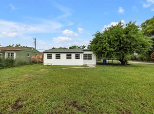 1695 NE 175th St, North Miami Beach, FL 33162