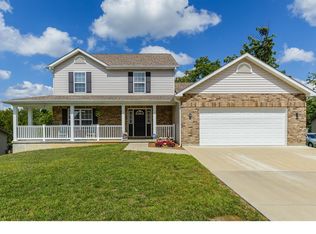 105 Del Haven Parc Dr, Fenton, MO 63026