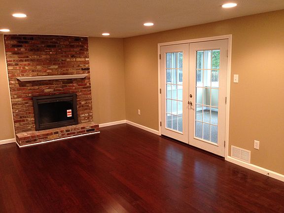 5th image of 5584 Glen Hill Dr
