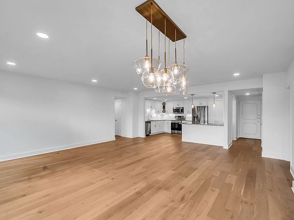 5th image of 6666 Brookmont Ter APT 707