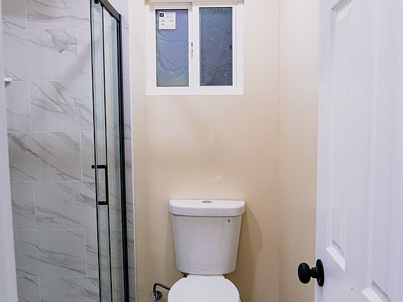 4th image of 2233 Logan Ave #1