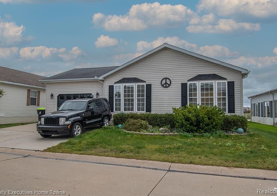 21620 Montmorency S, MI 48044 Zillow