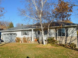 621 25th St SE, Willmar, MN 56201