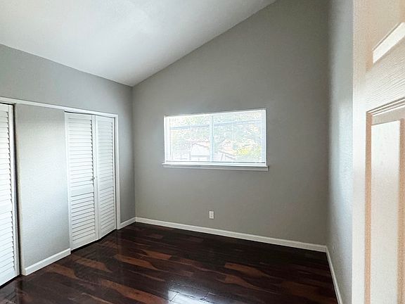 2nd image of 507 Cottonwood St APT 2