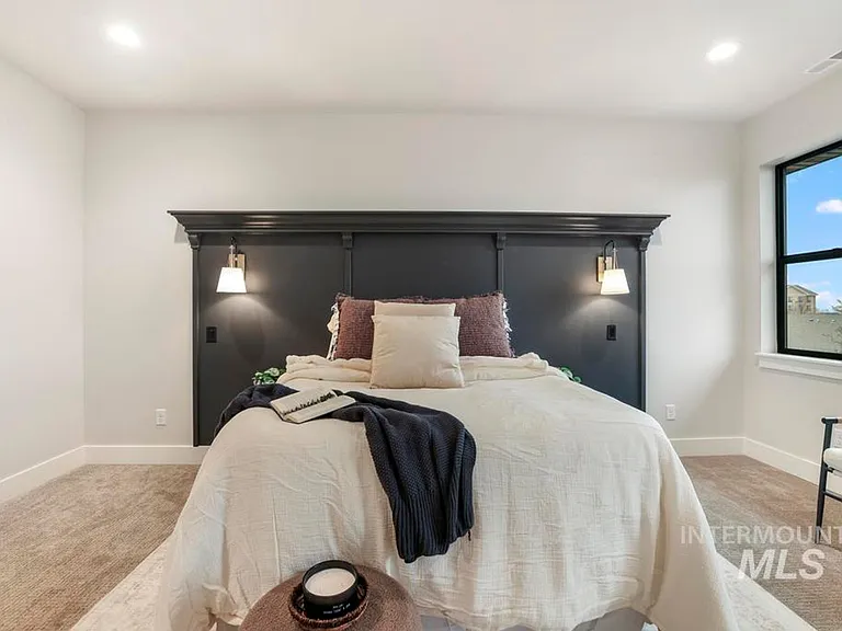 547 Canyon Falls Dr — Photo 19