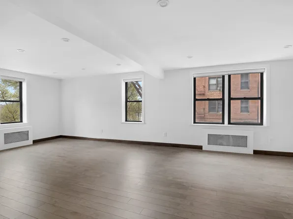 1119 Ocean Parkway image 7 of 11