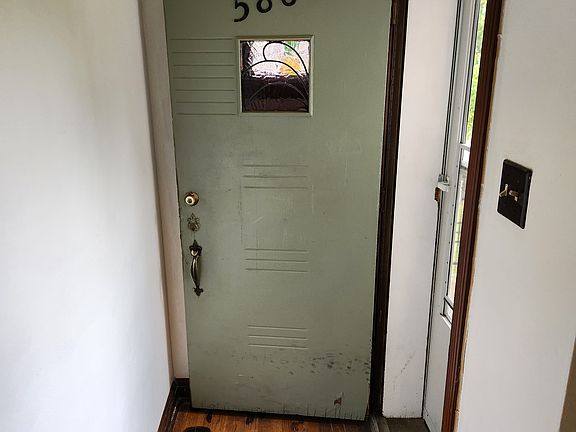 3rd image of 5868 Christy Blvd #A