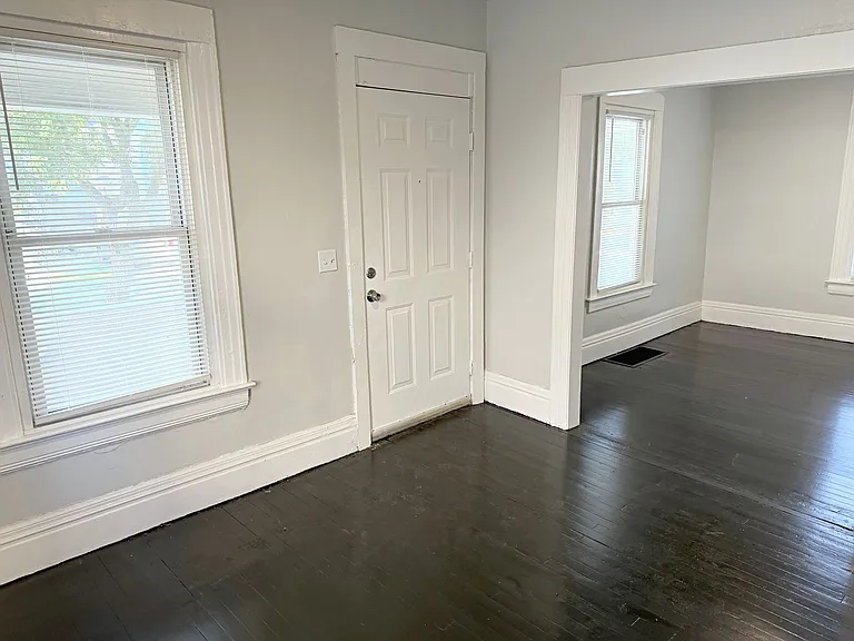 158 Mohawk St — Photo 3