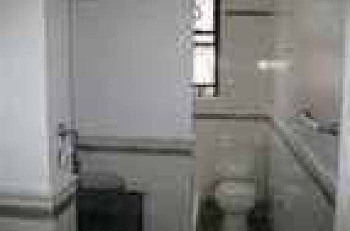 2nd image of 11880 Metropolitan Ave APT 6H