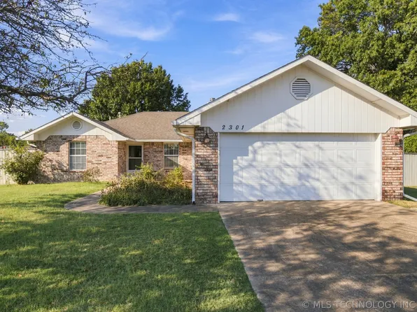 2301 Piney Point Ave, Okmulgee, OK 74447