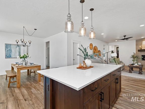 4th image of 5897 W Riva Capri St