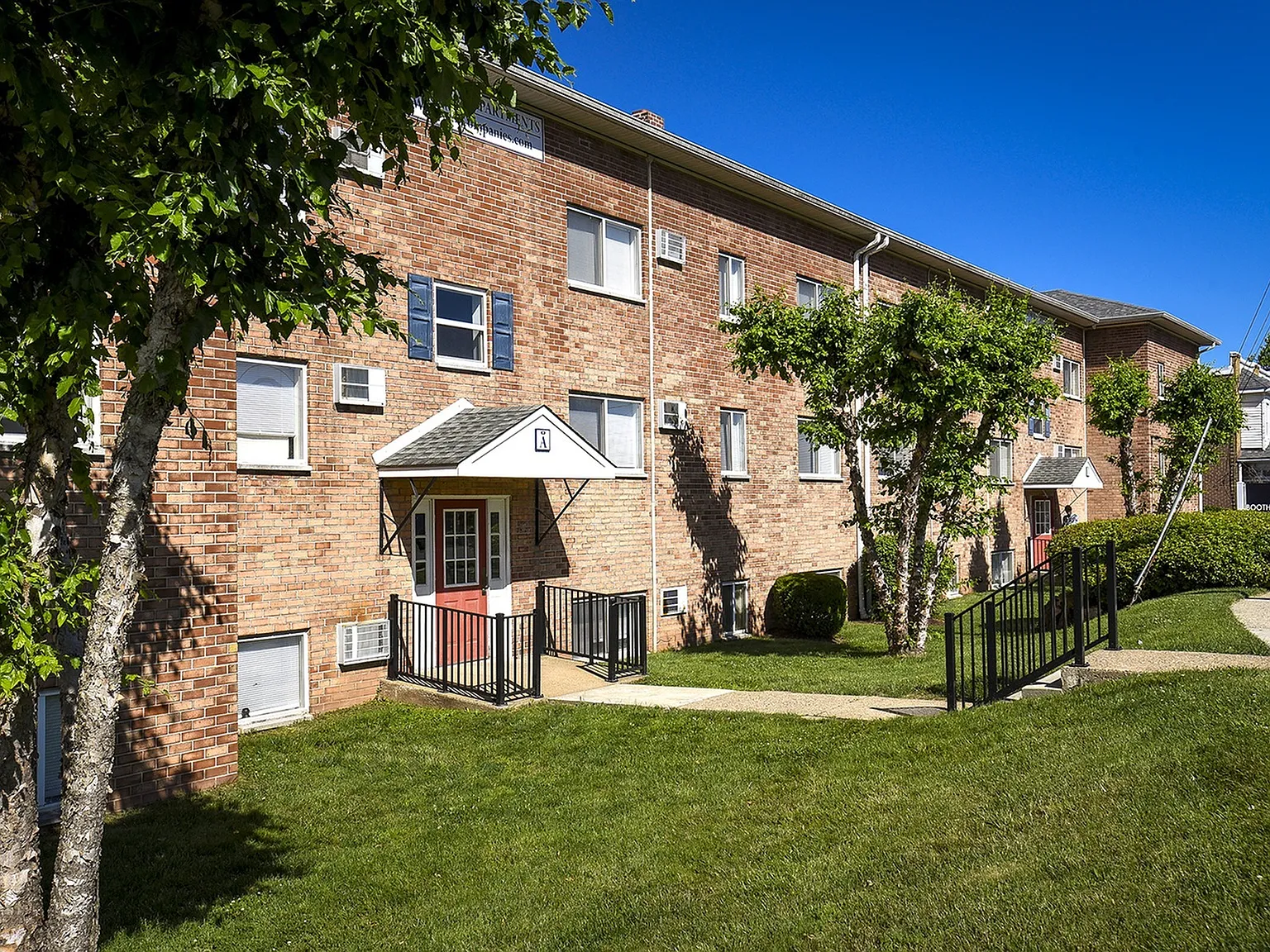 Boothwyn Court Apartments — Photo 1