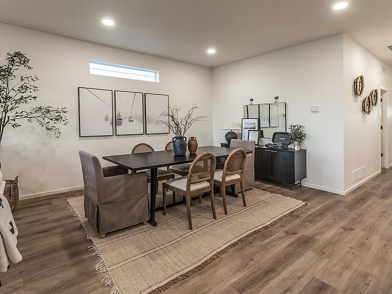 812 Galloway Dr — Photo 12