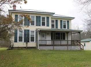 3036 Johnson Creek Rd, Middleport, NY 14105
