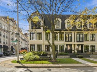 305 Randall St, Oakville, ON L6J7Z1