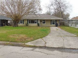 607 Forest Oaks Dr, Houston, TX 77017