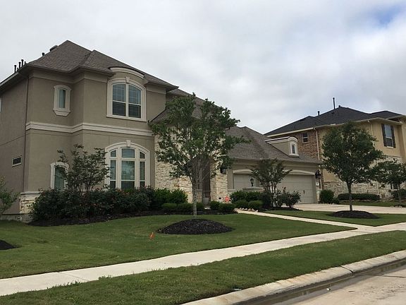 2nd image of 10831 Mayberry Heights Dr
