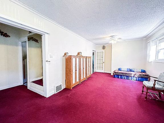 4th image of 5627 N Kedvale Ave