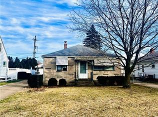 4695 Fleharty Rd, North Olmsted, OH