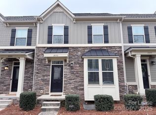 2053 Birchside Dr, Charlotte, NC 28205