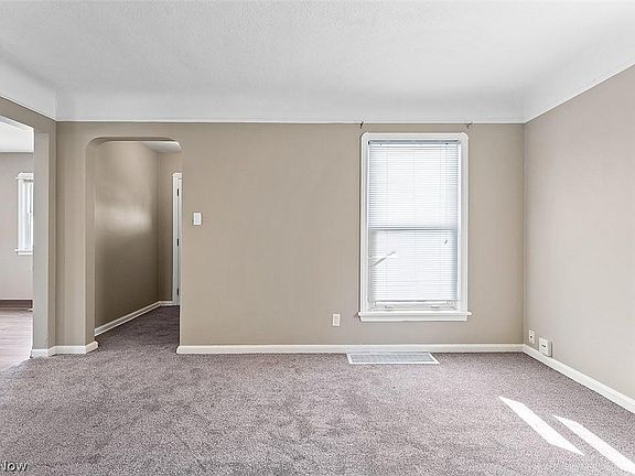 4th image of 5715 Orchard Ave