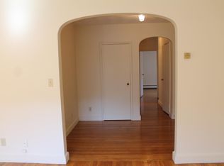 1 Wesley St #9, Newton, MA 02458