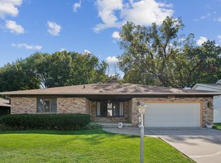3712 16th Ave, Moline, IL 61265