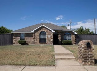 4953 Berridge Ln, Dallas, TX 75227