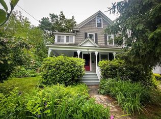 60 Riddell St, Greenfield, MA 01301