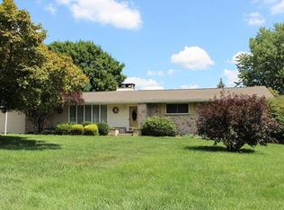 583 Cavalcade Ln, Warminster, PA