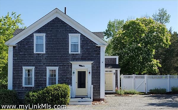 True Antique Vineyard Home