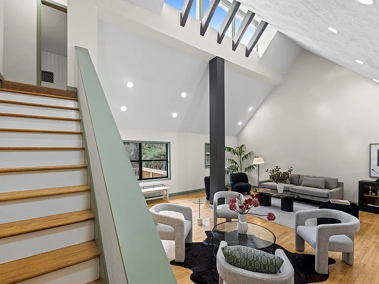 2066 Tallavana Trl — Photo 21
