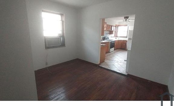 5th image of 2737 N New England Ave