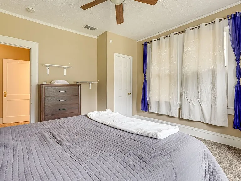 6932 Oakwood St — Photo 15