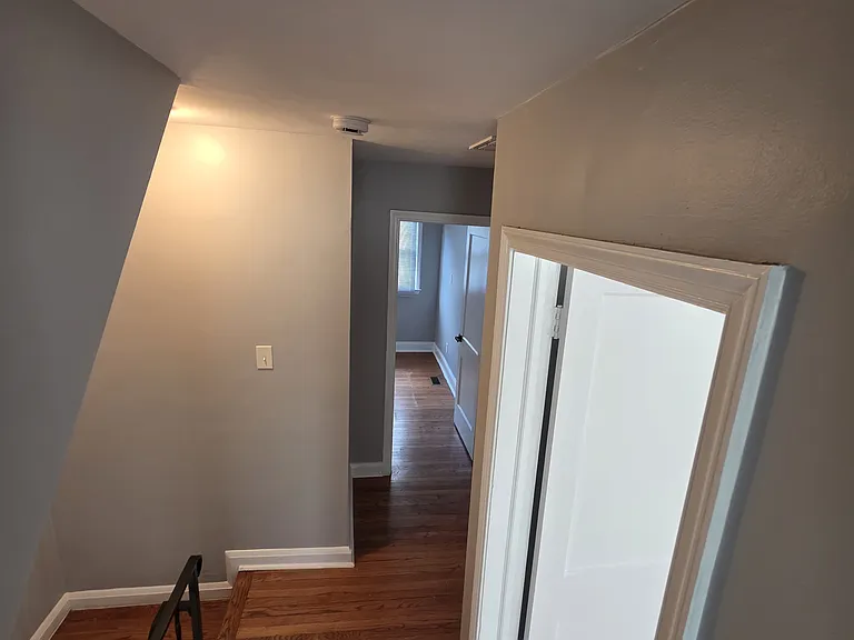 1568 Wadsworth Way — Photo 15
