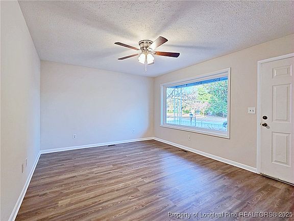 5th image of 408 Lynhurst Dr