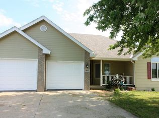 1809 Rock Bluff Rd, Plattsmouth, NE 68048