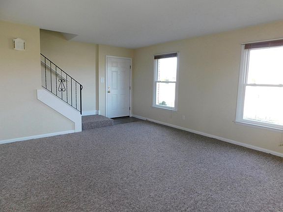 5th image of 312 Nova Dr
