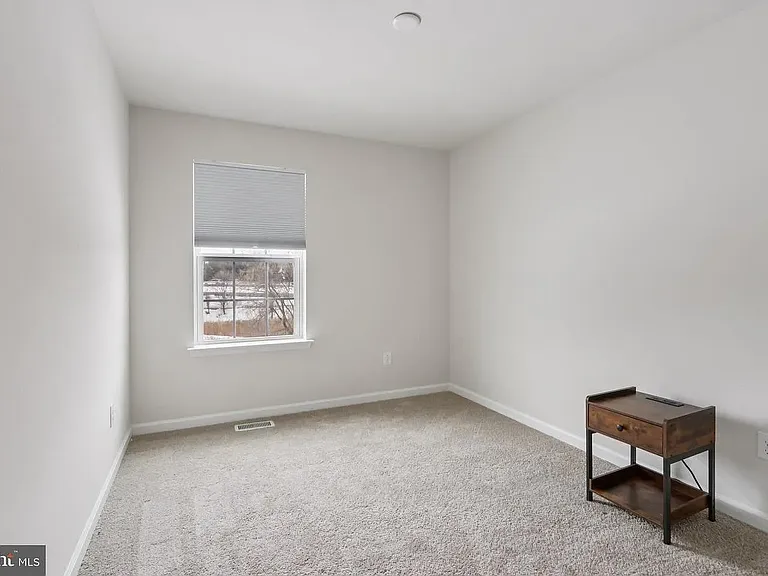 1138 Martin Rd — Photo 18